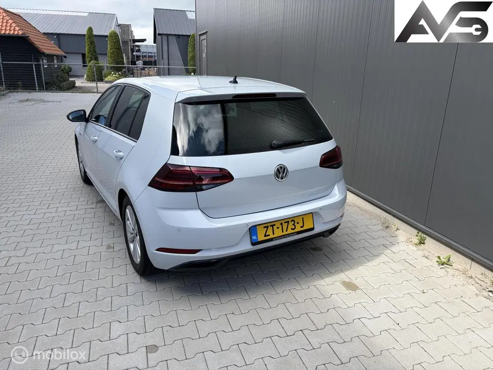Volkswagen Golf 1.0 TSI Comfortline Business uit 2019, foto 5