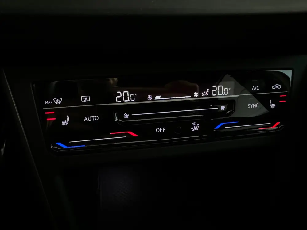 Volkswagen Taigo 1.0 TSI R-Line Pano|Lane Assist|Camera|Stoe uit 2022, foto 10