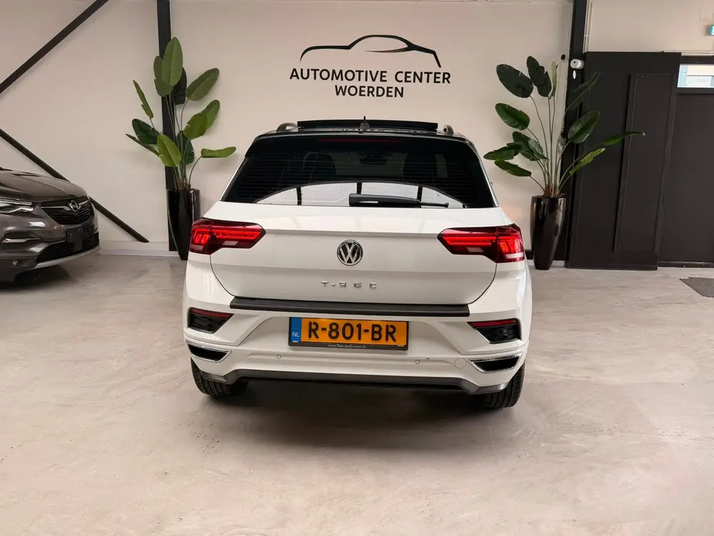 Volkswagen T-Roc 1.5 TSI DSG R-LINE 150PK PANO|SIDE ASSIST|B uit 2019, foto 6