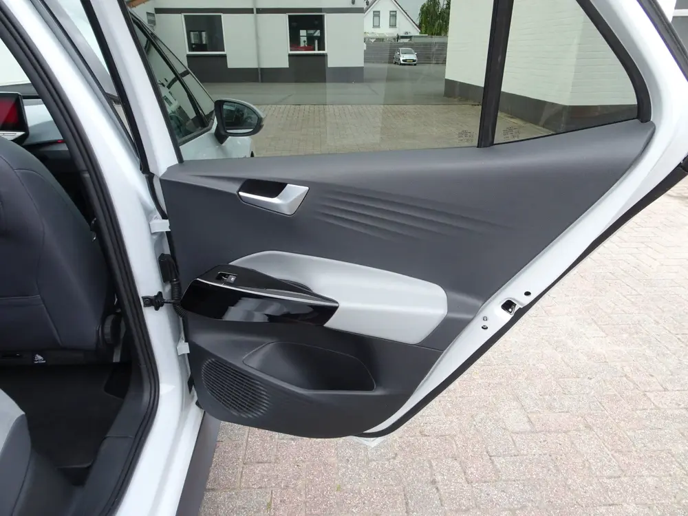 Volkswagen ID.3 First Plus 58 kWh Automatische airco, naviga uit 2021, foto 13