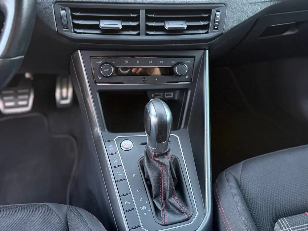 Volkswagen Polo 2.0 TSI 200pk 6-DSG 2019 PANO Etc uit 2019, foto 14