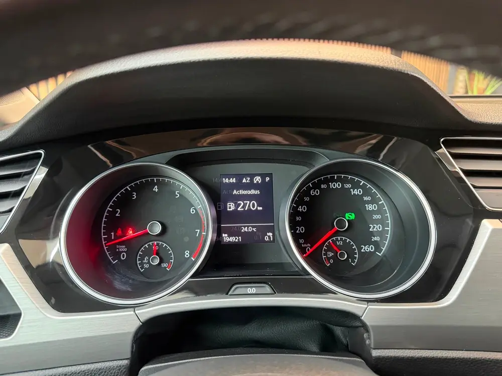 Volkswagen Touran 1.5 TSI Business CAMERA|AUTOMAAT|ADAPT CRU uit 2019, foto 14