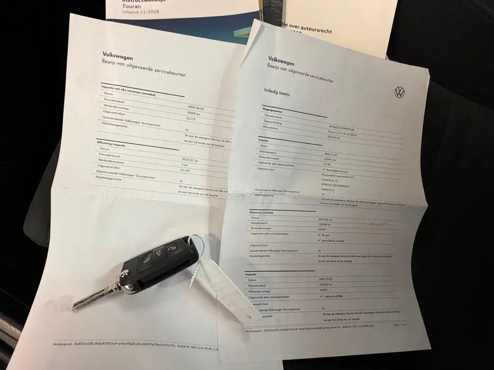 Volkswagen Touran 1.5 TSI Business CAMERA|AUTOMAAT|ADAPT CRU uit 2019, foto 15
