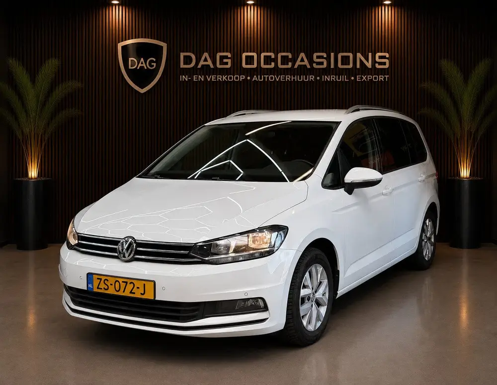 Volkswagen Touran 1.5 TSI Business CAMERA|AUTOMAAT|ADAPT CRU uit 2019, foto 2