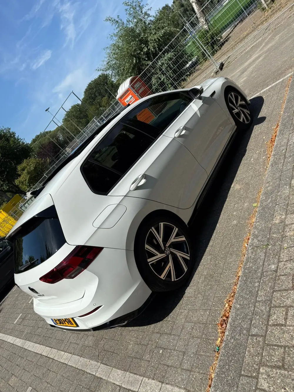 Volkswagen Golf 1.5 Etsi 150pk 7-DSG 2021 R-Line Panoramadak uit 2021, foto 12
