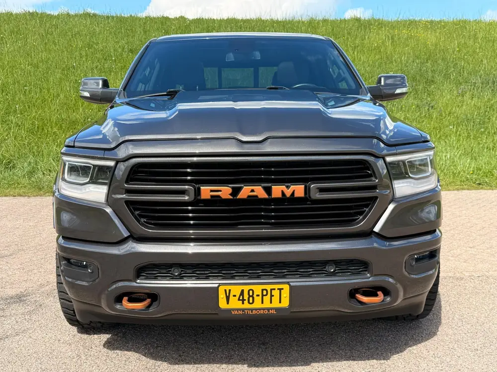 Dodge Ram 1500 5.7 HEMI V8 4x4 Crew Cab Big Horn CUSTOM COPP uit 2019, foto 7