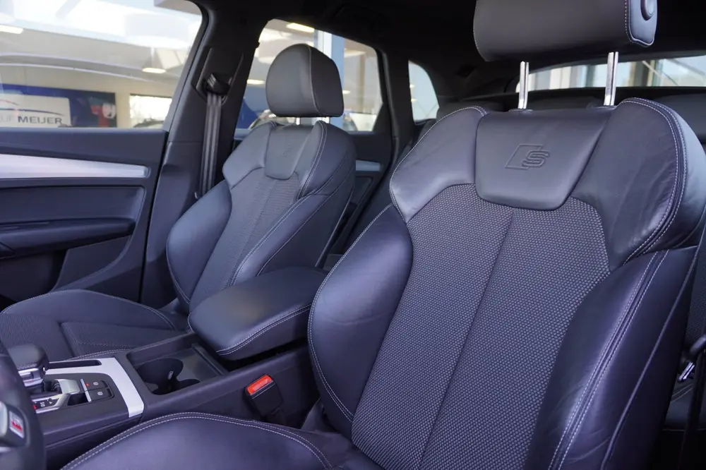 Audi Q5 50 TFSI e quattro S edition Automaat | Navigatie | A uit 2020, foto 16