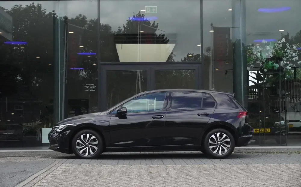 Volkswagen Golf 1.5 eTSI Style | CARPLAY | ACC | PARKEERHULP uit 2021, foto 2