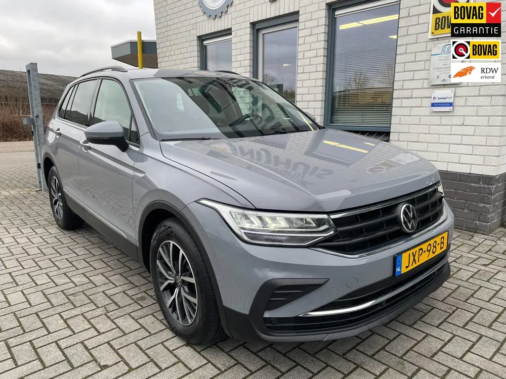Volkswagen Tiguan 1.5 TSI Life / Carplay / Add. Cruise / Cli uit 2021