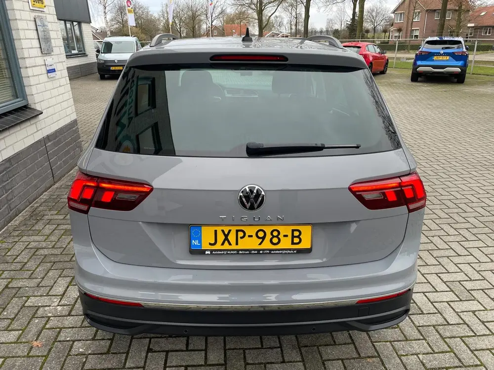 Volkswagen Tiguan 1.5 TSI Life / Carplay / Add. Cruise / Cli uit 2021, foto 3