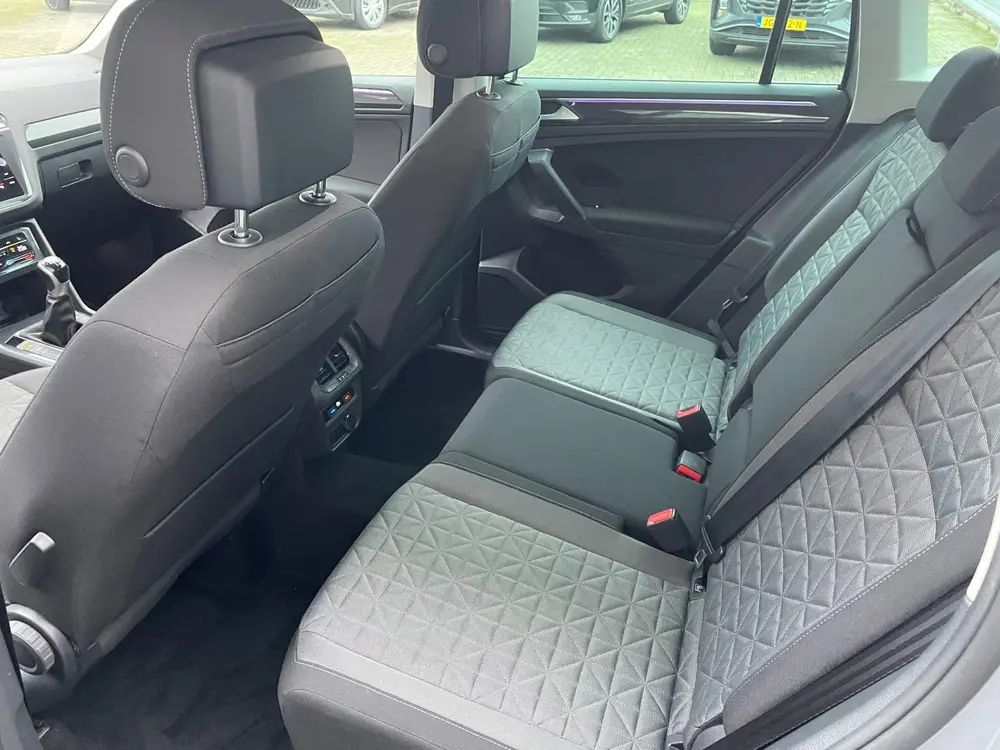 Volkswagen Tiguan 1.5 TSI Life / Carplay / Add. Cruise / Cli uit 2021, foto 6
