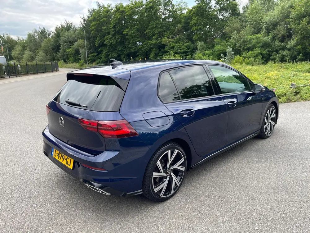 Volkswagen Golf 1.5 TSI R-Line Virtual Camra IQ Light Matrix uit 2021, foto 9