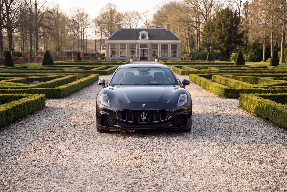 Maserati GranTurismo V6 AWD Trofeo (bj 2024, automaat) uit 2024, foto 6