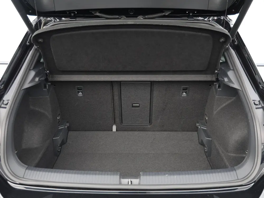 Volkswagen T-Roc 1.5 TSI R-Line Business 150pk DSG | Black S uit 2023, foto 19