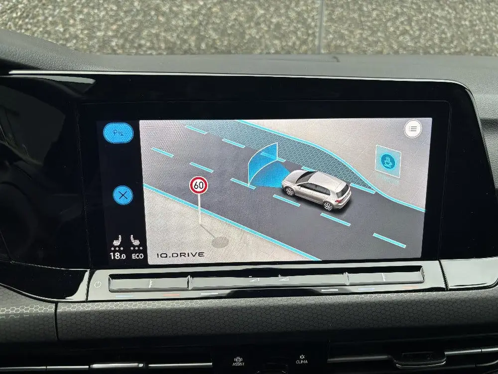 Volkswagen Golf 1.4 GTE Ehybrid 245pk DSG 2022 Zwart uit 2022, foto 15