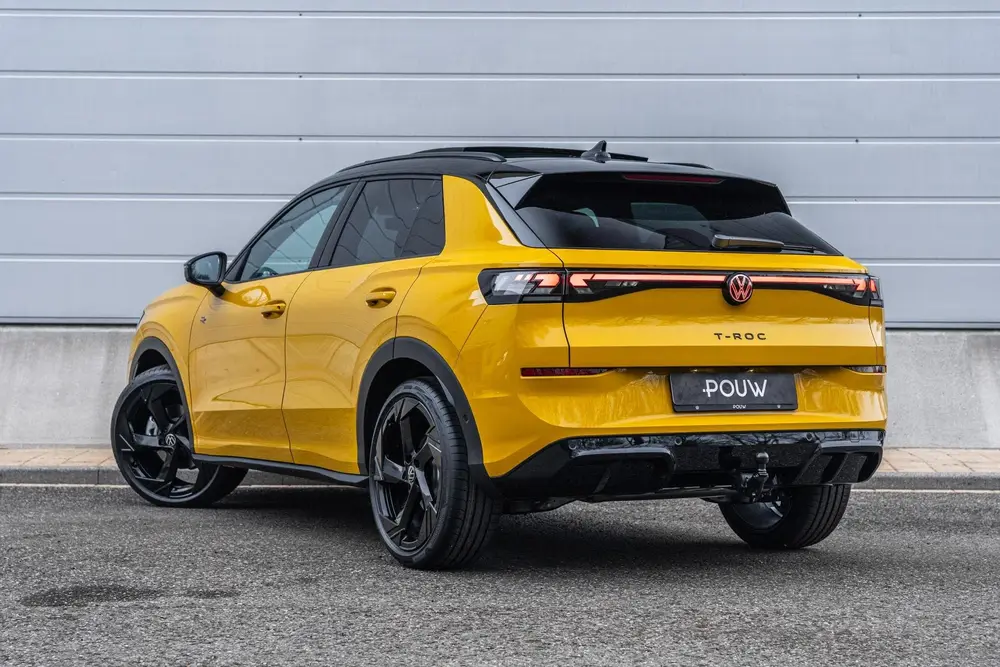 Volkswagen T-Roc 1.5 eTSI 150pk DSG R-Line First Edition | P uit 2026, foto 11