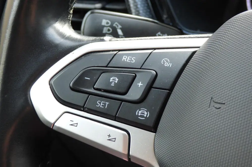 Volkswagen T-Cross 1.0 TSI Life uit 2021, foto 16