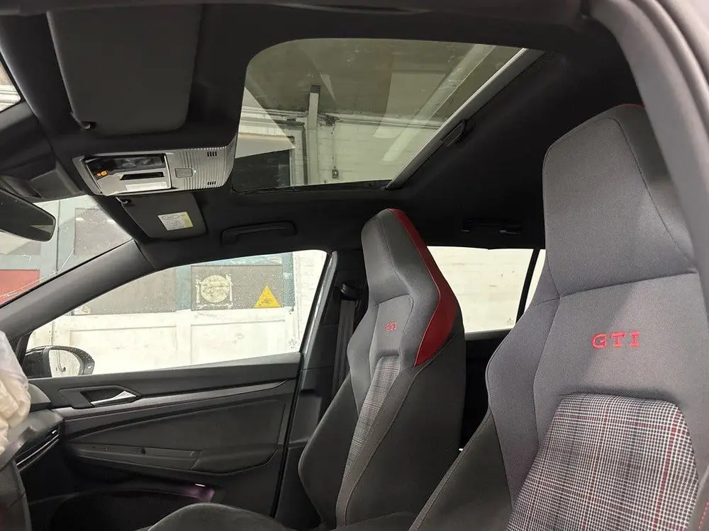 Volkswagen Golf 2.0 TSI GTI Panoramadak|360 View|HUD|ACC uit 2025, foto 17