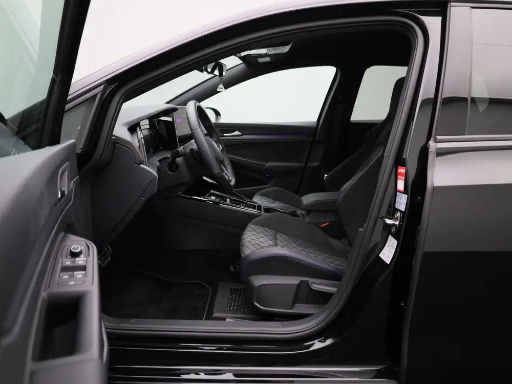 Volkswagen Golf 1.5 eTSI R-Line 150 PK | Automaat | Climate uit 2025, foto 9