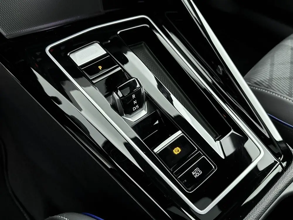 Volkswagen Golf Variant 1.5 eTSI R-Line Edition | Panoramada uit 2025, foto 10