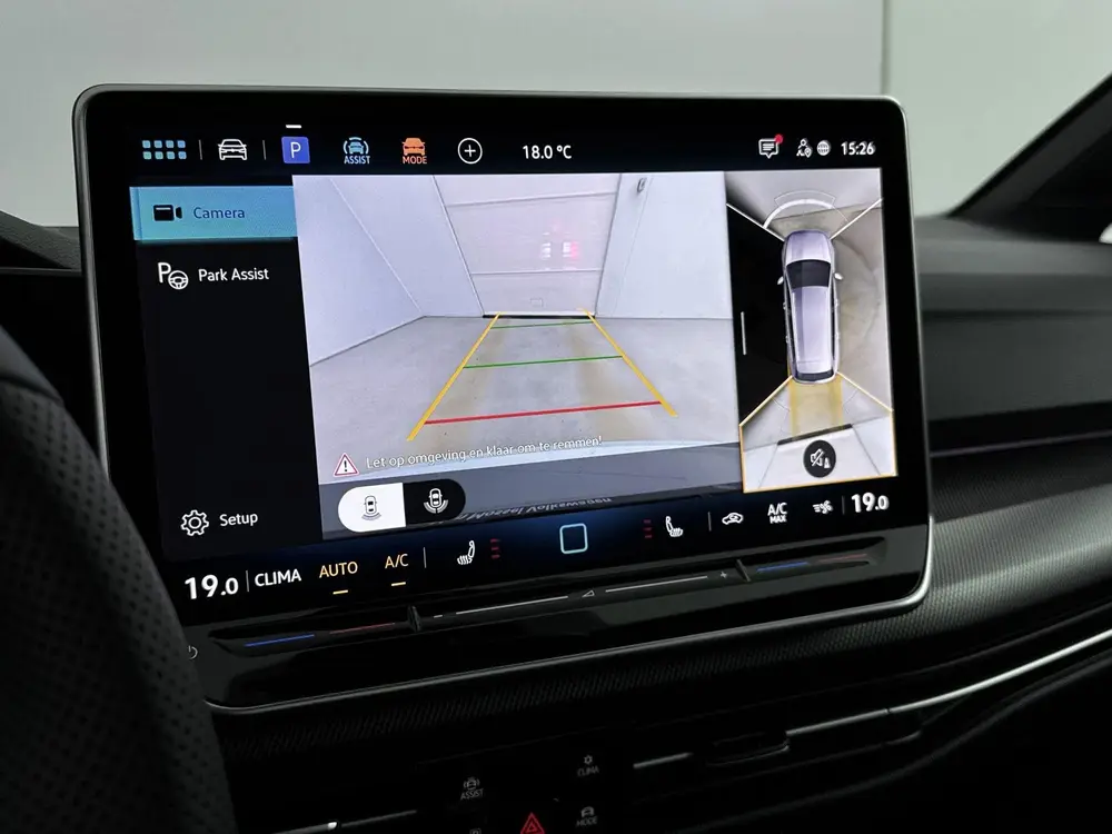 Volkswagen Golf Variant 1.5 eTSI R-Line Edition | Panoramada uit 2025, foto 18