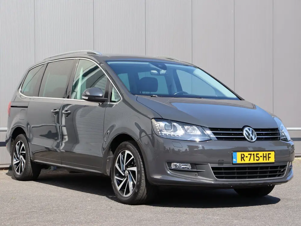 Volkswagen Sharan 1.4 TSI Exclusive Series 7-pers navi LM ca uit 2019, foto 4