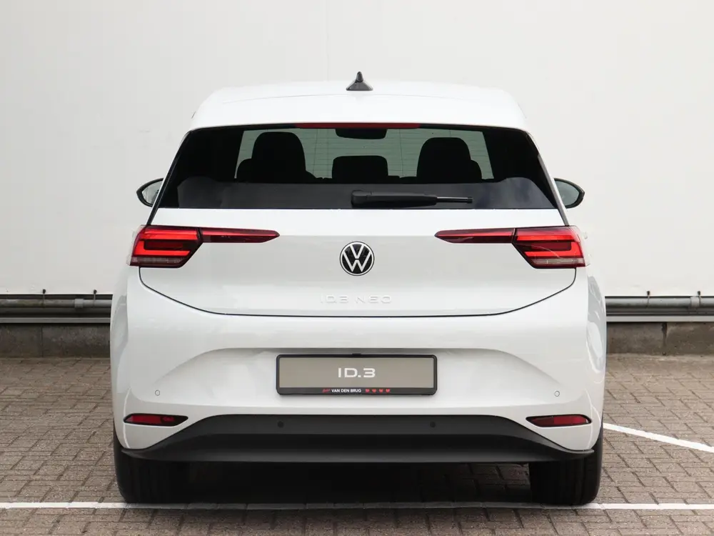 Volkswagen ID.3 Neo Life 50 kWh 170pk | Nu in de showroom | uit 2026, foto 5