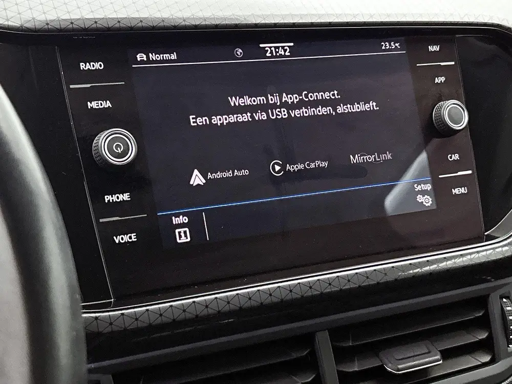 Volkswagen T-Cross 1.0 TSI R-Line | 115 PK | Automaat | Clim uit 2021, foto 17