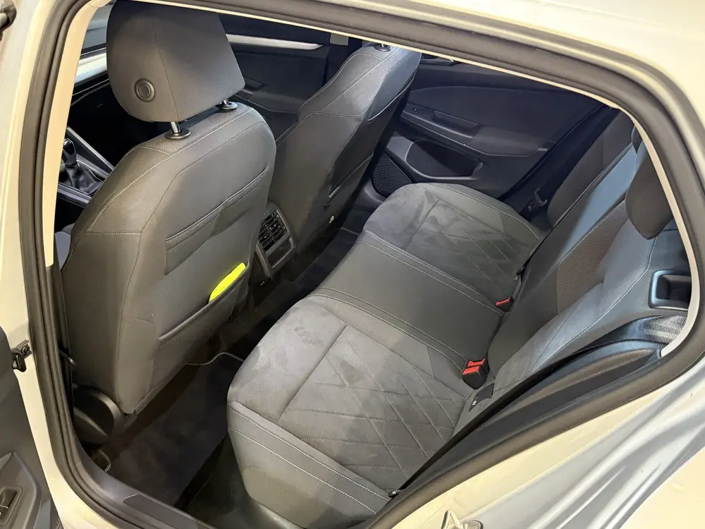 Volkswagen Golf 1.5 TSI Life Business | Memory stoelen | Cam uit 2021, foto 11