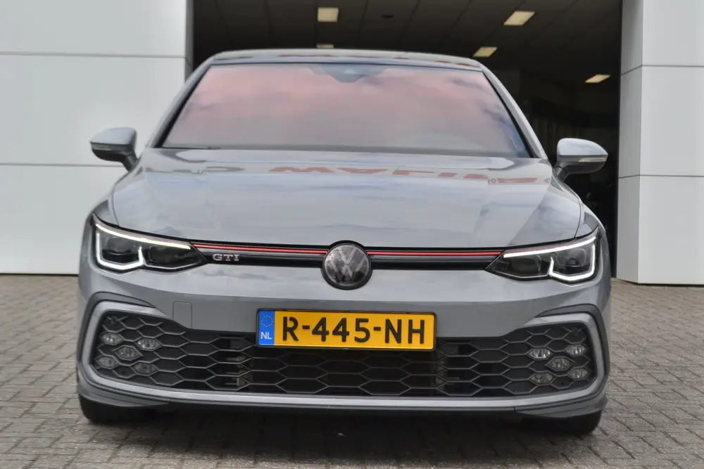 Volkswagen Golf 2.0 TSI GTI Panaoramdak | Virtual Cockpit | uit 2021, foto 3