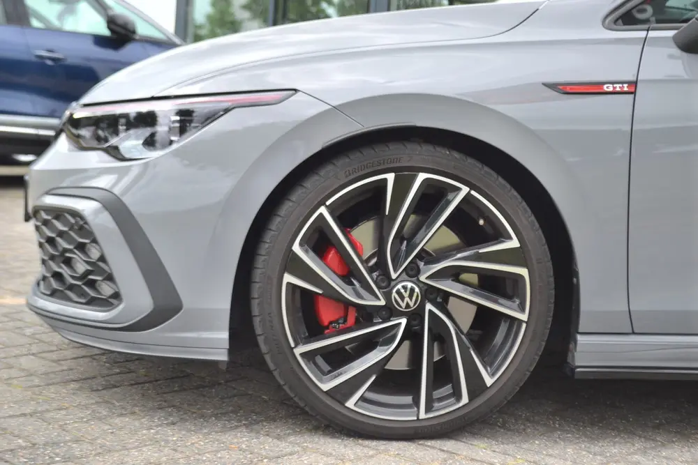 Volkswagen Golf 2.0 TSI GTI Panaoramdak | Virtual Cockpit | uit 2021, foto 6