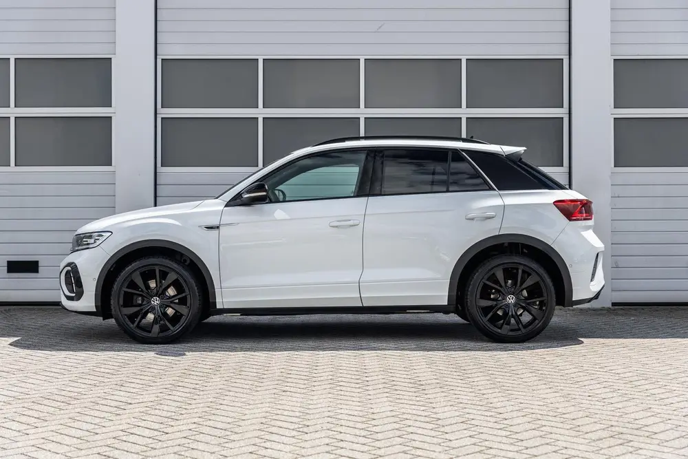 Volkswagen T-Roc 1.5 TSI 150pk DSG R-Line | Trekhaak | Stoel uit 2023, foto 12