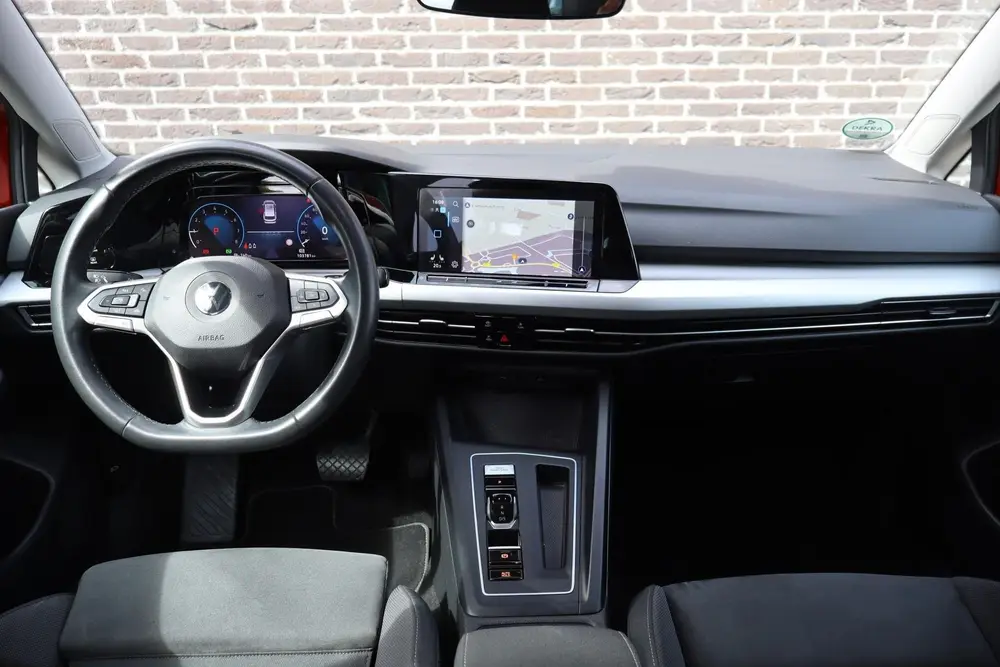 Volkswagen Golf Variant 1.0 eTSI 110pk DSG Life | Navigatie uit 2022, foto 5