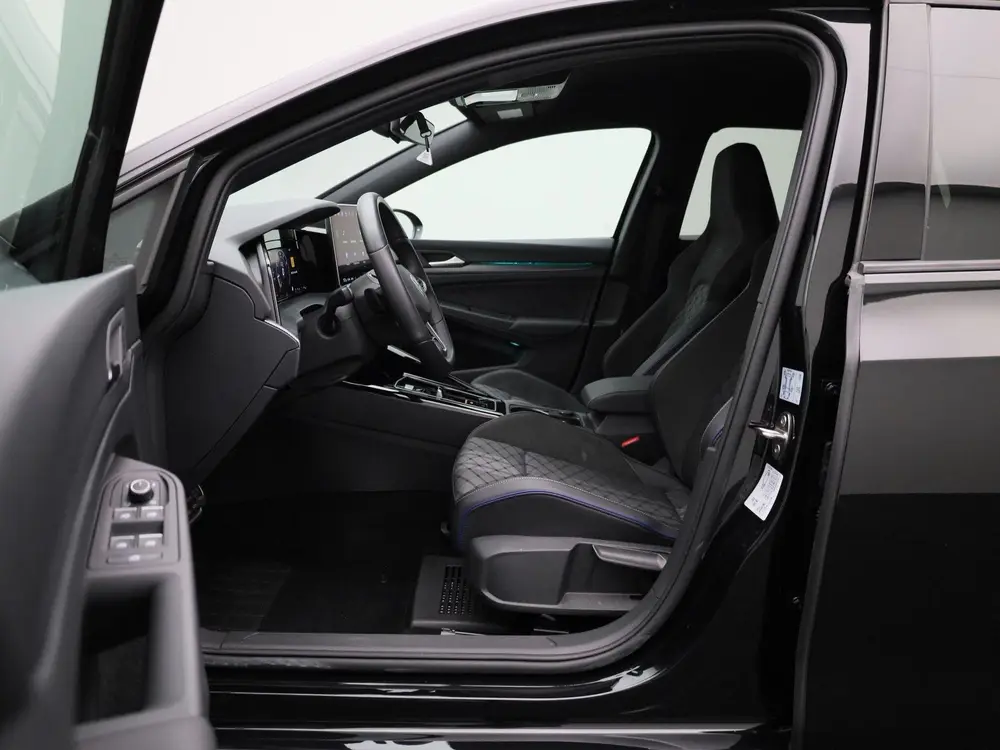 Volkswagen Golf 1.5 eTSI R-Line Edition | 150 PK | Automaat uit 2025, foto 9