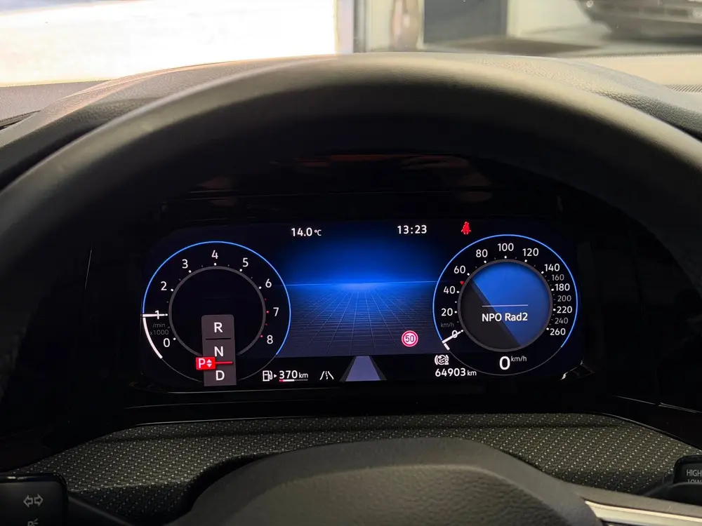 Volkswagen Golf 1.5 eTSI 3x R-Line CarPlay Camera uit 2021, foto 18