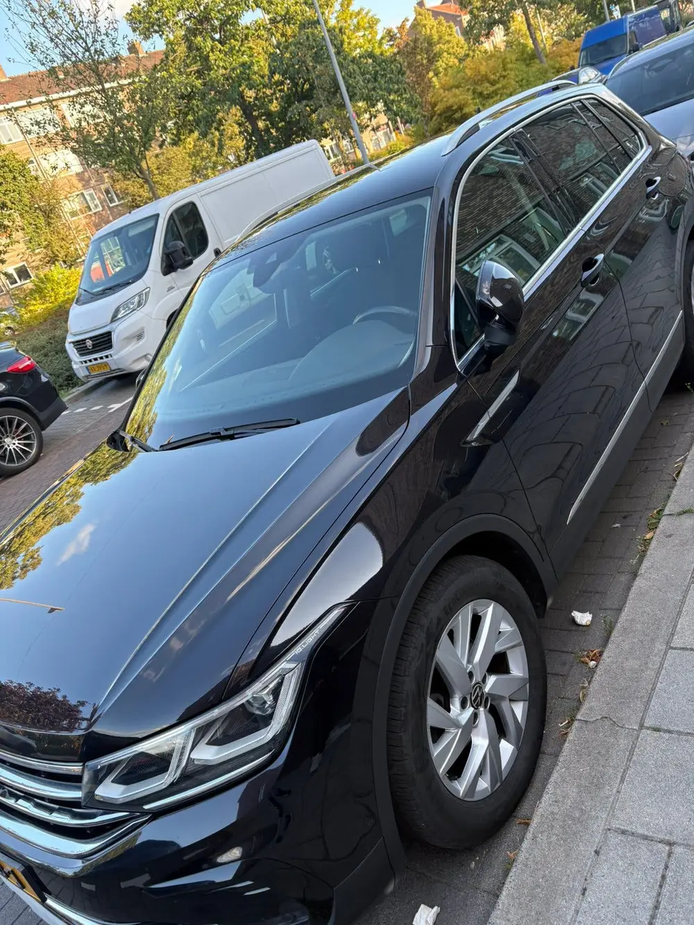 Volkswagen Tiguan 1.5 TSI 150pk 2021 Zwart iQ.light uit 2021, foto 10