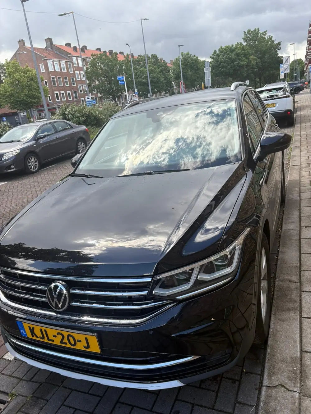 Volkswagen Tiguan 1.5 TSI 150pk 2021 Zwart iQ.light uit 2021, foto 9