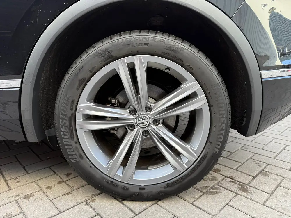 Volkswagen Tiguan 1.5 TSI ACT Highline Business R Pano Massa uit 2020, foto 10