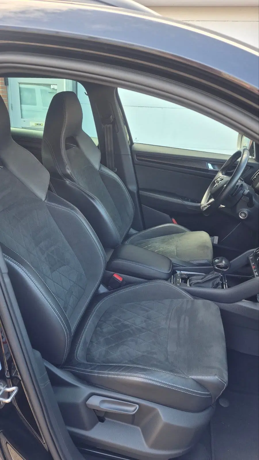 Volkswagen T-Roc Cabrio Skoda Kodiak1.5 TSI 150pk 7-DSG 2021 Zwart, mileage 210000 uit 2021, foto 13
