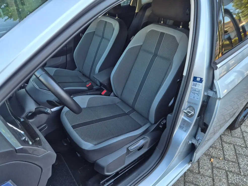 Volkswagen Polo 1.0 TSI 110 pk Style automaat uit 2023, foto 9