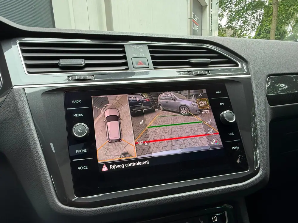 Volkswagen Tiguan 1.5 TSI ACT Highline 150 Pk DSG BTW Pano/V uit 2019, foto 16