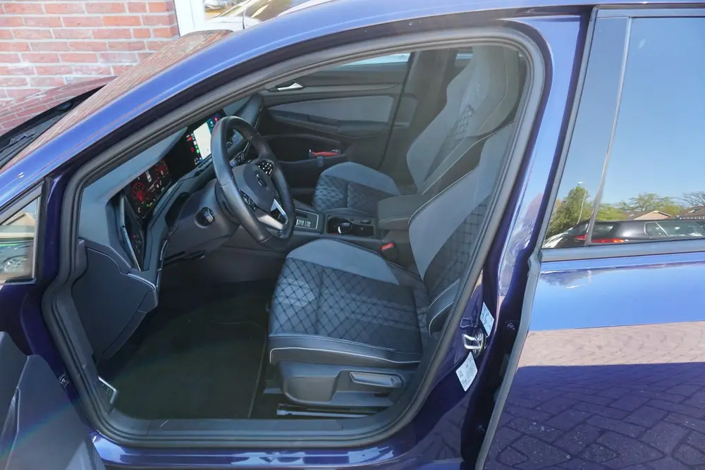 Volkswagen Golf 1.5 eTSI DSG R-Line Camera | ECC | Stoelverw uit 2022, foto 5