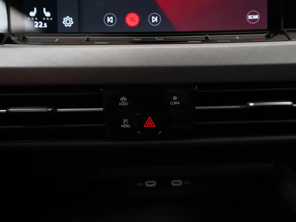Volkswagen Golf Variant 1.0 TSI Life | Camera | Stuurverwarm uit 2023, foto 12