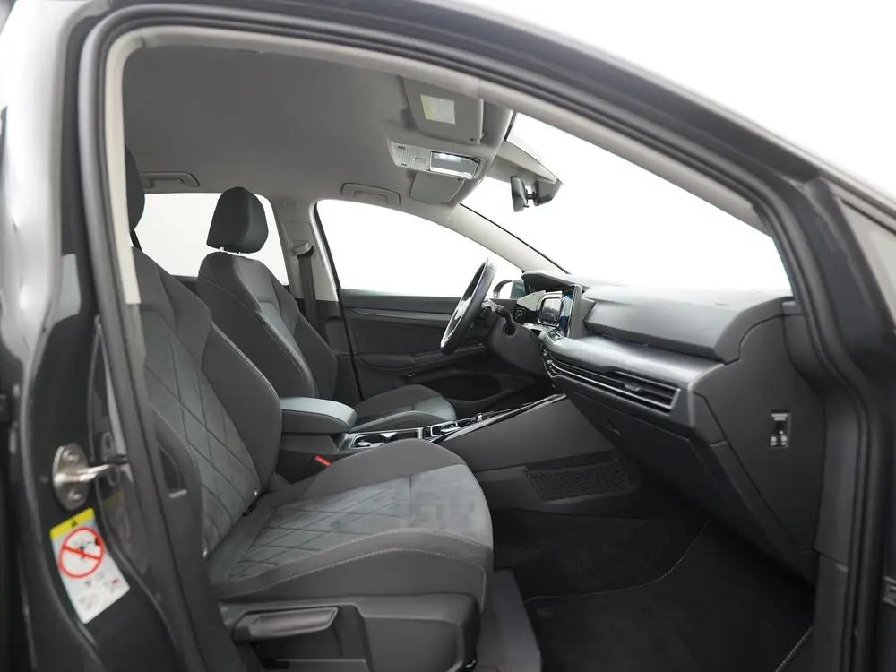 Volkswagen Golf 1.5 eTSI Style DSG | 18'' Bergamo | Camera | uit 2024, foto 3