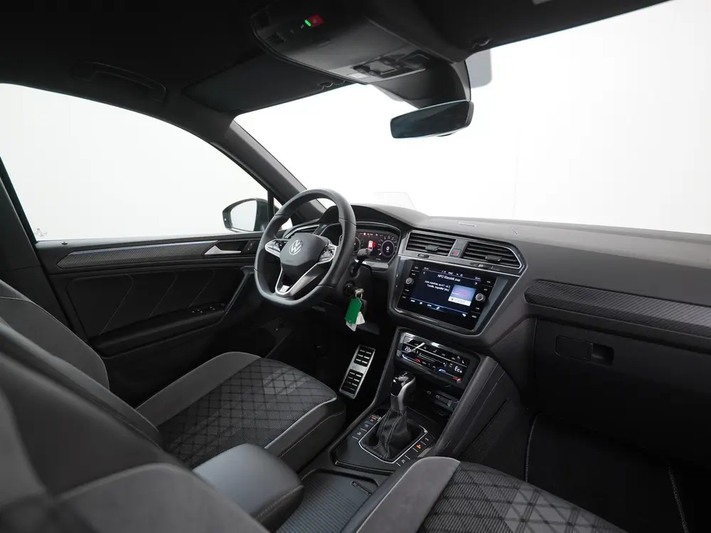 Volkswagen Tiguan 1.4 TSI eHybrid R-Line Black Style | Trekh uit 2022, foto 2