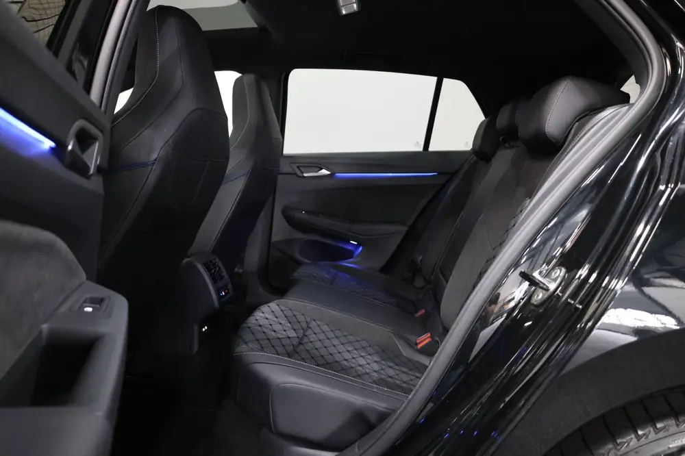 Volkswagen Golf 8.5 1.5 eTSI R-Line Edition IQ/VIRTUAL/SFEER uit 2025, foto 13