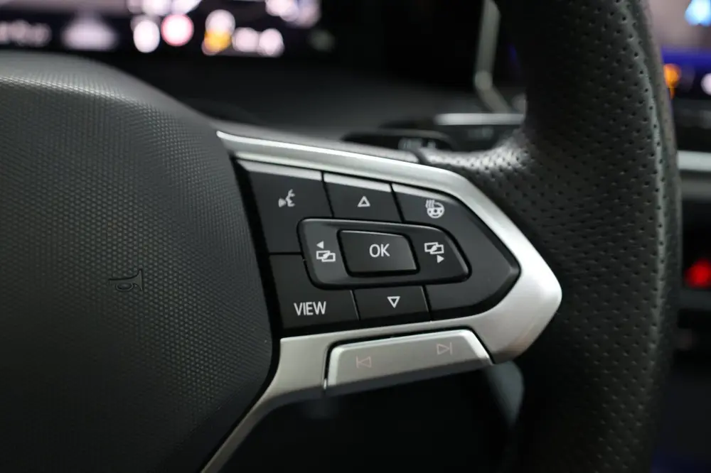 Volkswagen Golf 8.5 1.5 eTSI R-Line Edition IQ/VIRTUAL/SFEER uit 2025, foto 16