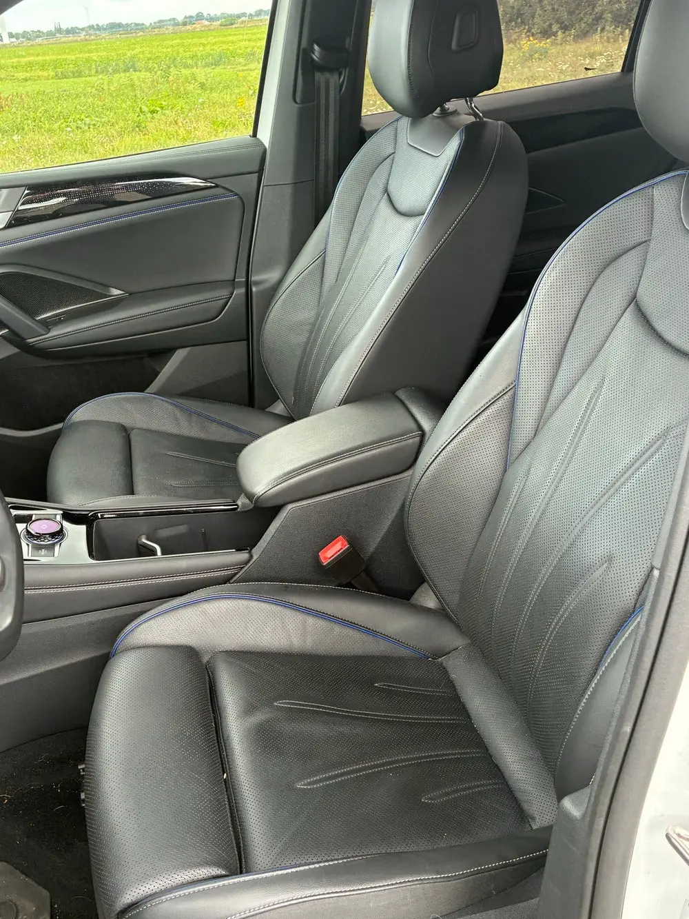 Volkswagen Tiguan 1.5 Ehybrid 272 pk 18500 km bj 2025 Wit uit 2025, foto 11