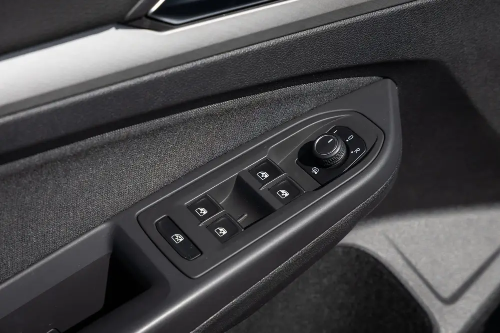 Volkswagen Golf 1.0 eTSI Life Bns Adaptive cruise | PDC | di uit 2023, foto 12