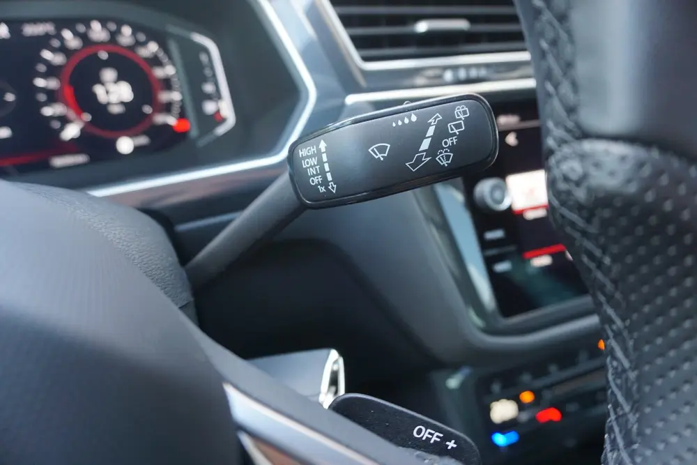 Volkswagen Tiguan 1.4 TSI eHybrid R-Line Business+ Trekhaak uit 2022, foto 18